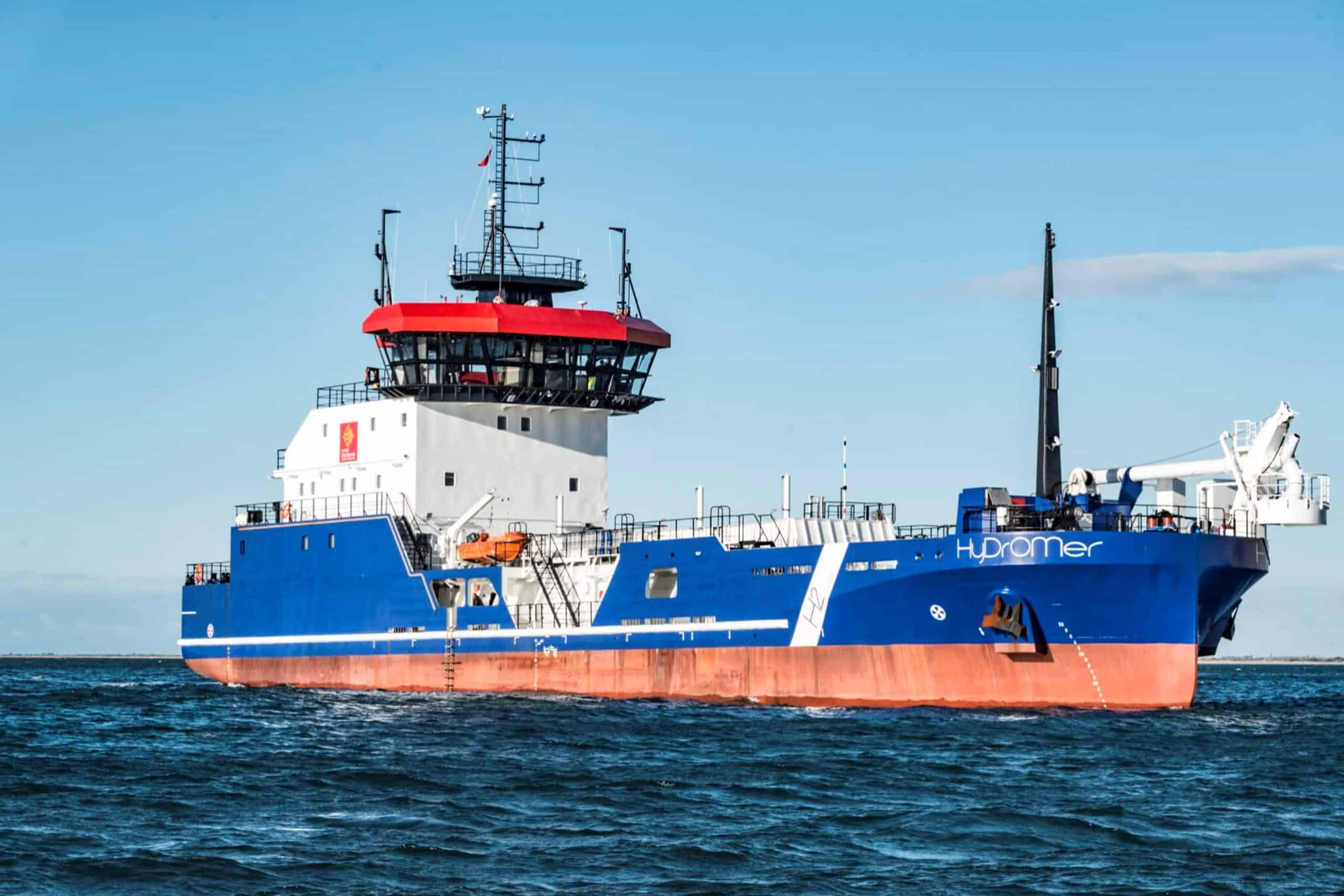 World first dredger designed to use hydrogen for its propulsion is delivered 1